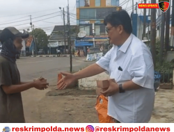 Pendiri Patrolibins.co.id, Binsar Manurung: Berbagi Takjil di Kota Bekasi