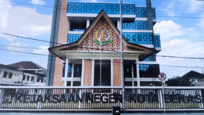 Kejari Kota Bekasi Tahan Tiga Tersangka Dugaan Korupsi Proyek Pengadaan Alat Olahraga Dispora Tahun Anggaran 2023