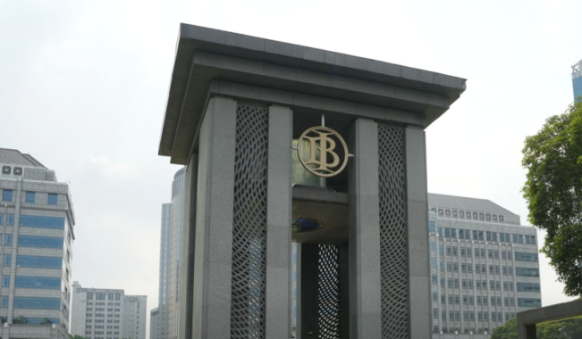 PEGAWAI BANK INDONESIA DITEMUKAN MENINGGAL DIDUGA BUNUH DIRI LONCAT DARI HELIPAD GEDUNG BI JAKARTA PUSAT