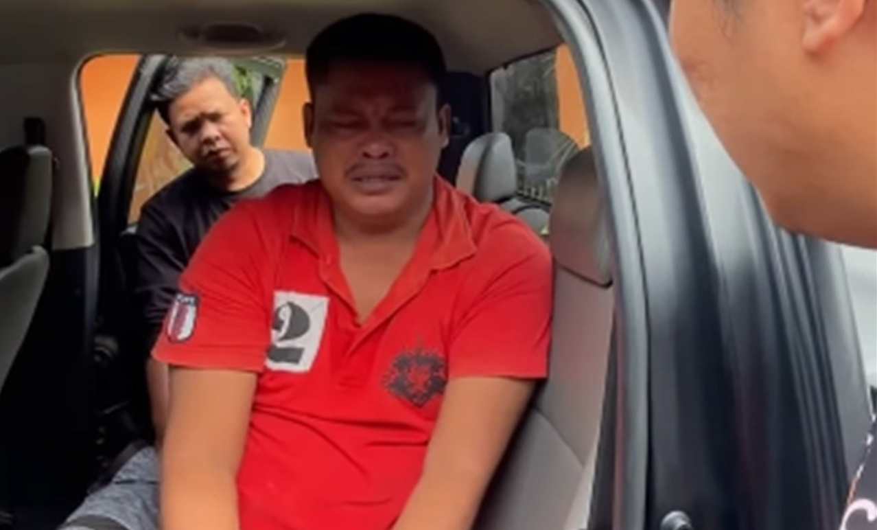 ANGGOTA ORMAS DI JAMBI PUKUL ANGGOTA POLISI DENGAN BARBEL SAMPAI TEWAS