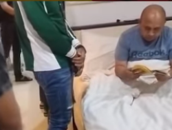 TERSANGKUT KASUS PENIPUAN & PENGGELAPAN MILIARAN, UNIT RESMOB POLRES METRO BEKASI GEREBEK PRIA CICAK DI APARTEMEN AZALEA