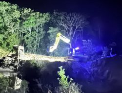 DITRESKRIMSUS POLDA SUMBAR AMANKAN 8 INDIVIDU TERDUGA PELAKU PENAMBANGAN EMAS TANPA IZIN DI PASAMAN