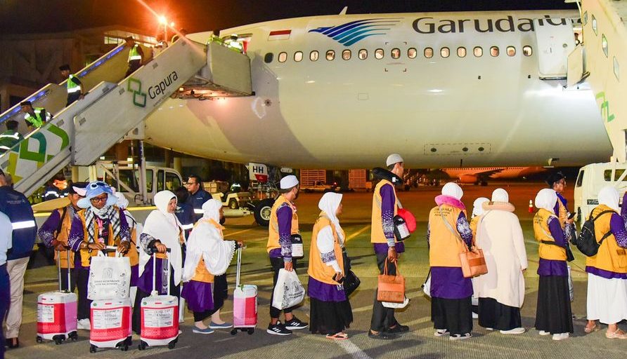Ratusan Jemaah Gagal Berangkat Haji Furoda 2025: Visa Tak Valid, Travel Alami Kerugian Besar, Jemaah Tempuh Jalur Hukum