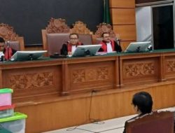 TAHLIH KPK RAIHAN DIDUGA TERIMA IMBALAN RP 200 JUTA DARI TERDAKWA KASUS PENGAMANAN JUDI ONLINE