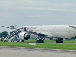 Pesawat Saudia Airlines Tujuan Jakarta Lakukan Pendaratan Darurat di Kualanamu Akibat Ancaman Bom, Tim Jibom Brimob Dikerahkan