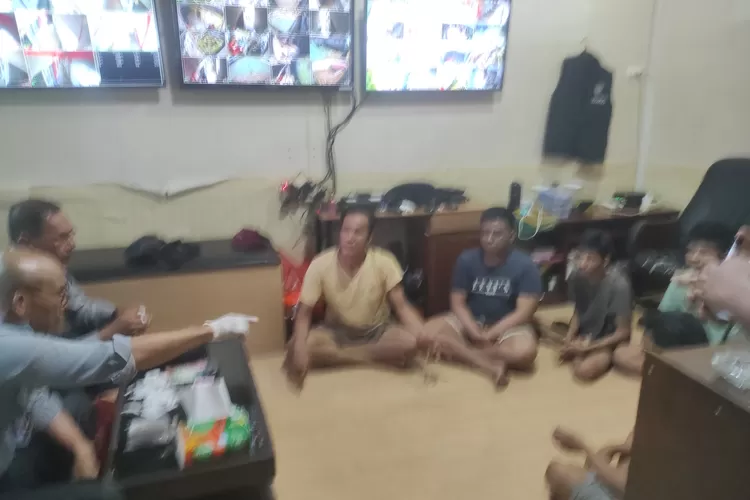 PENGGEREBEKAN MENGEJUTKAN DI LAPAS BENGKALIS: 3 NAPI & 1 OKNUM PETUGAS TERCIDUK PESTA SABU, KALAPAS: “TIDAK ADA AMPUN!”