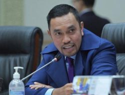 WAKIL KETUA KOMISI III DPR RI DUKUNG PENERTIBAN SPANDUK ORMAS OLEH POLDA METRO JAYA: “MENGGANGGU FASUM DAN MERUSAK KEINDAHAN KOTA”
