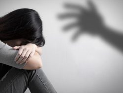 OKNUM GURU HONORER SMP DI CIKANDE DITETAPKAN SEBAGAI TERDUGA PELAKU KEJAHATAN SEKSUAL TERHADAP SISWI SAAT PERKEMAHAN PRAMUKA