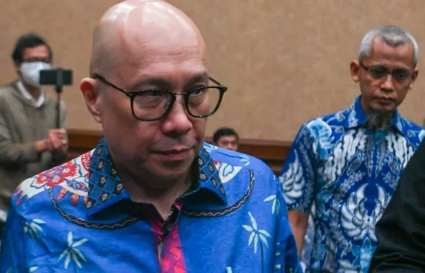 MANTAN DIRUT PT TASPEN DIDUGA BELI 11 APARTEMEN DAN MOBIL MEWAH DARI UANG KORUPSI RP 34 MILIAR