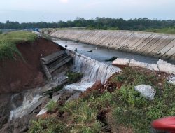 Tanggul Irigasi Jebol di Dusun Lamaran, Jatireja – Air Meluap, Warga Desak Perbaikan Cepat Demi Musim Tanam