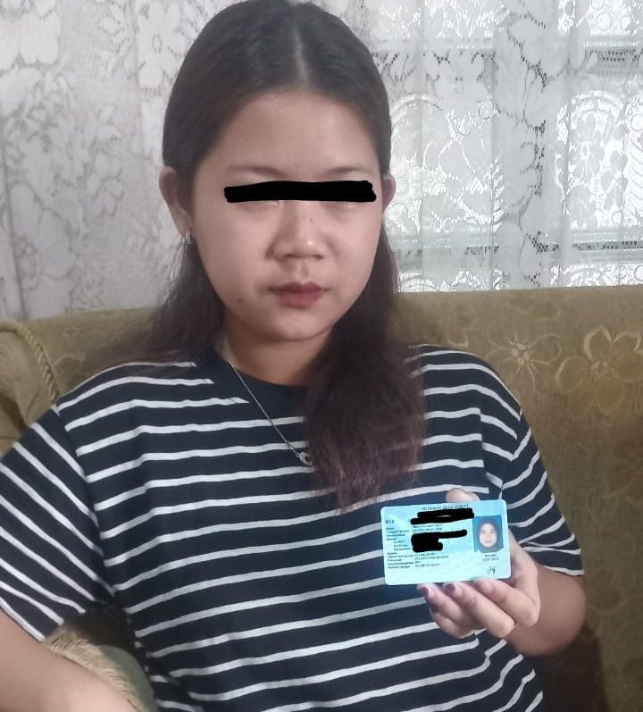 Amelia seorang karyawan pabrik boneka di Bogor jadi korban pelecehan dan pemerkosaan oleh mantan kurir Shopee online sehingga mengakibatkan korban hamil.