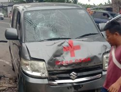 Kecelakaan Tragis Libatkan Mobil Siaga Desa Kamarang, Satu Pengemudi Ojol Meninggal Dunia di Tempat