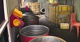 Gudang Solar Ilegal Diduga Bebas Beroperasi di Manado, Terendus Didukung Oknum Petinggi Polda Sulut