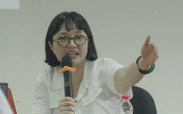 WAMEN STELLA CHRISTIE: BEASISWA ADALAH HUTANG MORAL – PENERIMA WAJIB BAYAR DENGAN PENGABDIAN