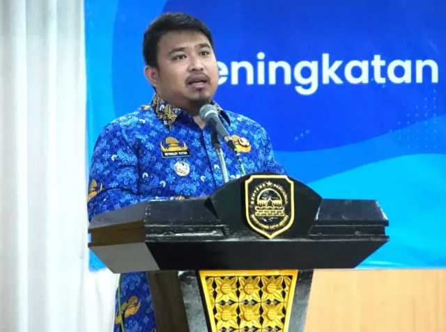 PEMERINTAH KABUPATEN SUBANG DESENTRALISASI LAYANAN ADMINDUK: MULAI AGUSTUS, URUS KTP & KK CUKUP DI KECAMATAN
