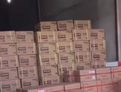 OPERASI GABUNGAN BONGKAR GUDANG PENIMBUNAN OLI ILEGAL DI KUBU RAYA – DIDUGA PRODUK PALSU DALAM SKALA MASSAL