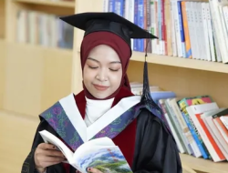 Dari Pelosok Tolitoli ke Panggung Internasional: Julita, Mahasiswi Desa Ogomoli, Raih Gelar Wisudawan Terbaik di Tiongkok!