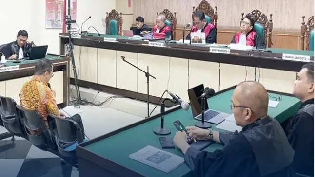 MANTAN KADIS PUPR KALSEL AKUI TERIMA GRATIFIKASI Rp12,4 MILIAR – AJUKAN PEMOHONAN KERINGANAN HUKUMAN