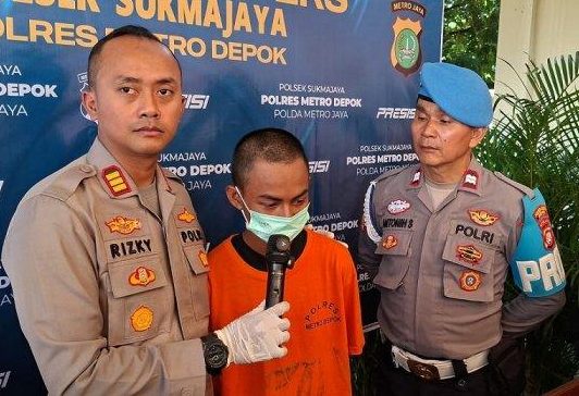 MARBOT MASJID DI CILODONG DIGARUK POLISI USAI GELAPKAN DANA KOTAK AMAL: UANG DIPAKAI MENGINAP DI HOTEL DAN BELANJA PRIBADI