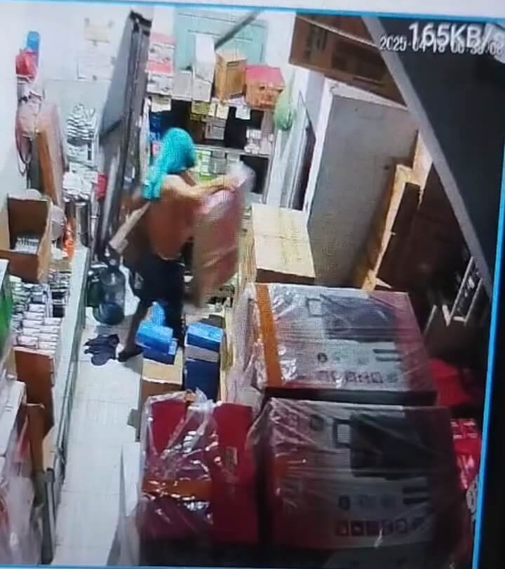 MODUS KURIR PALSU, KOMPLITAN PEMBOBOL RUKO DITANGKAP DI JATIASIH