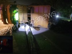 Sigap Panit 1 lalulintas polsek losarangAiptu Dani Trisna Dan Anggota Datangi TKP Mobil Truk Terguling