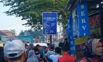 PRIA TANPA TEMPAT TINGGAL TETAP DITEMUKAN MENINGGAL DI KIOS KOSONG PASAR WARUNG JATI, BANDUNG BARAT – PENYEBAB KEMATIAN MASIH DALAM PENYELIDIKAN