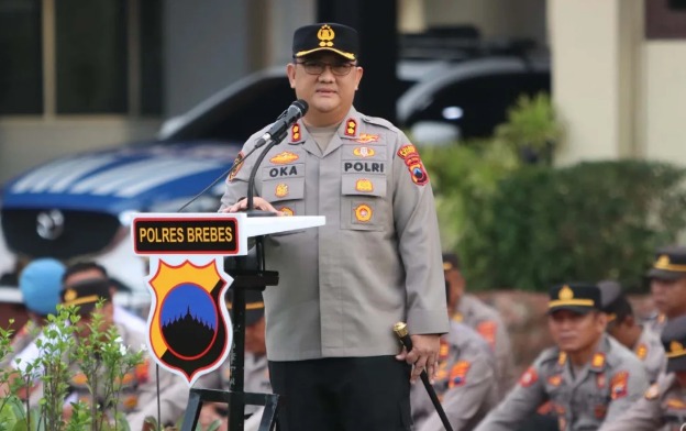 AKBP Achmad Oka Mahendra Resmi Lepas Jabatan Kapolres Brebes, Ucapkan Terima Kasih kepada Seluruh Personel dalam Apel Perpisahan