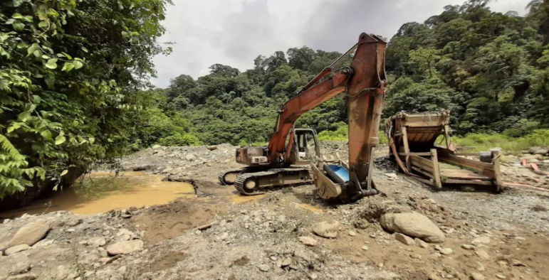 SKANDAL TAMBANG ILEGAL NAGAN RAYA: Lahan Petani Diserobot, Oknum Kapolres Diduga Terlibat