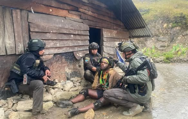 Anggota KKB Male Telenggen Diciduk Satgas Damai Cartenz di Honai Wilayah Wuyuneri