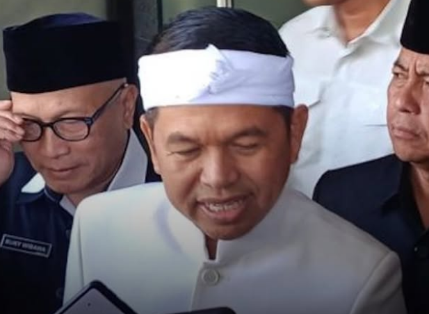 GUBERNUR JABAR DEDI MULYADI KLAIM TAK TAHU ACARA SYUKURAN DIGELAR SIANG HARI, SEBUT YANG DIJADWALKAN HANYA PAGELARAN SENI MALAM