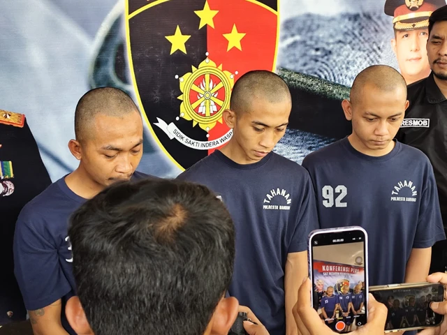 DIDUGA CEMBURU MASALAH ASMARA, REMAJA TEWAS DIHANTAM TIGA ORANG, SATRESKRIM POLRESTA BANDUNG AMANKAN PELAKU