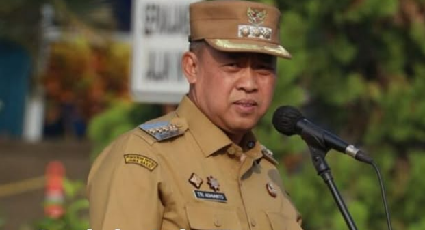 Wali Kota Bekasi Tegaskan Larangan Penarikan Biaya Buku ke Orang Tua Siswa: Dana BOS Wajib Dikelola Sesuai Aturan