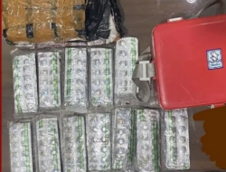 Satresnarkoba Polres Cirebon Kota Ringkus Pengedar Obat Keras Ilegal, 2.100 Butir Pil Disita