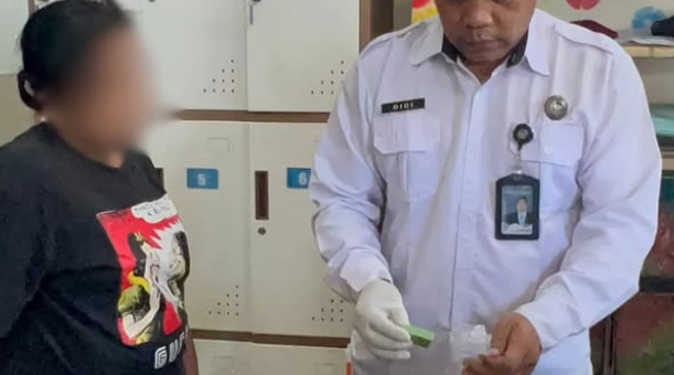 Gagal Selundupkan Obat Terlarang ke Lapas Porong, Seorang Wanita Diamankan Petugas, Barang Disembunyikan dalam Pembalut