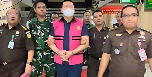 Korupsi Kredit Rp105 Miliar, Komisaris Utama PT PAL Resmi Ditahan Tim Pidsus Kejati Jambi