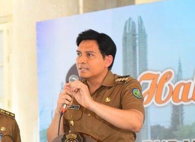 BUKTI TAK MAIN-MAIN! BUPATI LUCKY HAKIM COPOT KADES ANJATAN UTARA, DUGAAN PENYELEWENGAN DANA DESA MENGUAT