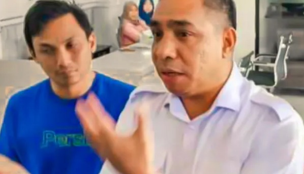 MANGKIR DARI PANGGILAN JAKSA, MANTAN BUPATI J DIPANGGIL KEMBALI DALAM KASUS KORUPSI MASJID AGUNG