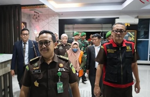 KEJATI BENGKULU TETAPKAN DUA EKS PEGAWAI PT POS JADI TERSANGKA PENYELEWENGAN DANA MATERAI DAN PENSIUN