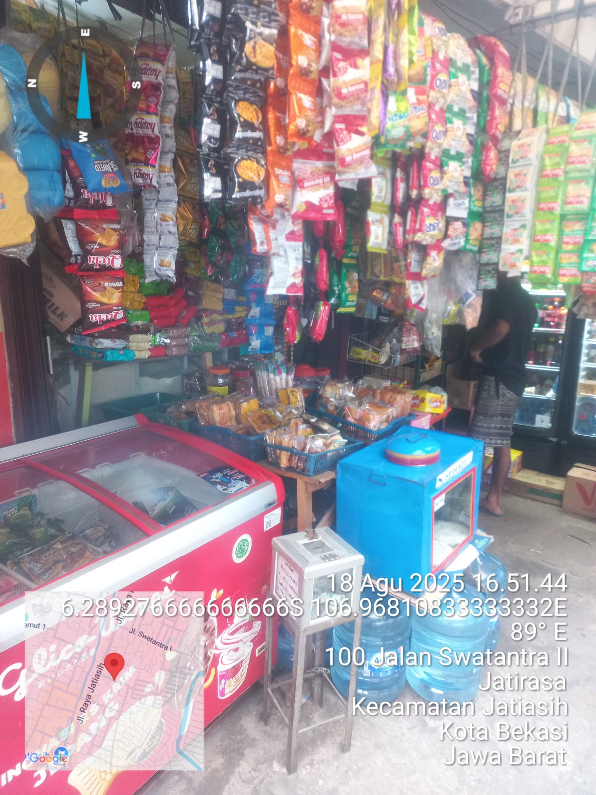 Warung di Jatiasih Bekasi Diduga Edarkan Rokok Ilegal Bermerek Smith
