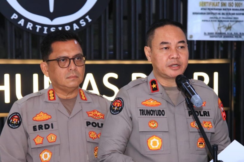 Intruksi kapolri dalam keterangan persnya di Mabes Polri : Jurnalis Harus Mendapat Perlindungan Saat Bertugas