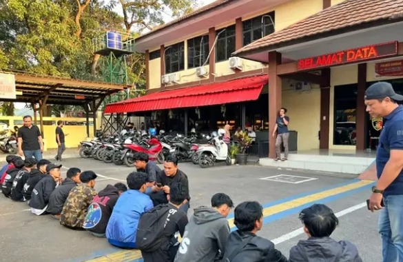 Polres Subang Ciduk 43 Terduga Provokator Aksi Unjuk Rasa di Sekitar Gedung DPRD