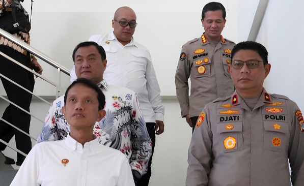 KAPOLDA KALTARA LAKUKAN SILATURAHMI STRATEGIS KE BINDA, TEGASKAN SINERGI PENGAMANAN WILAYAH