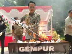 PEMKOT CIMAHI DAN BEA CUKAI MUSNAHKAN LEBIH DARI SATU JUTA BATANG ROKOK ILEGAL, TEKAN POTENSI KERUGIAN NEGARA