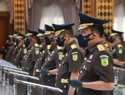 MK TEGASKAN: JAKSA YANG TERTANGKAP TANGAN DAPAT LANGSUNG DITANGKAP TANPA IZIN ATASAN