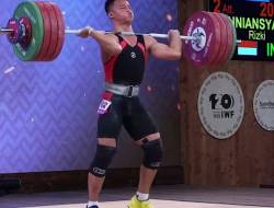 Rizki Juniansyah Torehkan Prestasi Gemilang: Pecahkan Rekor Dunia di Kejuaraan Angkat Besi IWF Norwegia