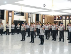 KAPOLRI PIMPIN UPACARA KENAIKAN PANGKAT PERWIRA TINGGI POLRI, DANKORBRIMOB RESMI MENYANDANG PANGKAT BARU