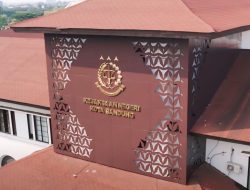 DELAPAN KEPALA OPD PEMKOT BANDUNG DIPERIKSA PENYIDIK KEJARI TERKAIT DUGAAN KORUPSI DAN PENYALAHGUNAAN WEWENANG