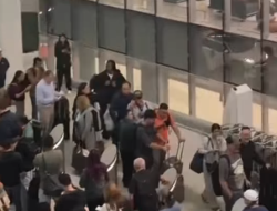 Shutdown Pemerintah AS Lumpuhkan Bandara: 16.700 Penerbangan Tertunda, 2.282 Dibatalkan