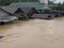 Banjir Bandang Terjang Kabupaten Balangan, Ribuan Rumah Warga Terendam dan Warga Terjebak di Dalam Hunian