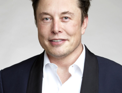 Elon Musk Kukuhkan Diri sebagai Orang Terkaya di Dunia, Kekayaan Tembus Rp12,4 Kuadriliun